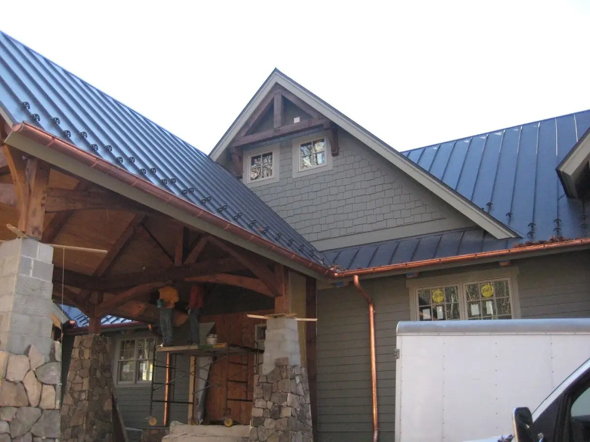 Craftsman Roofing team delivering quality roofing work in Fruitridge Manor